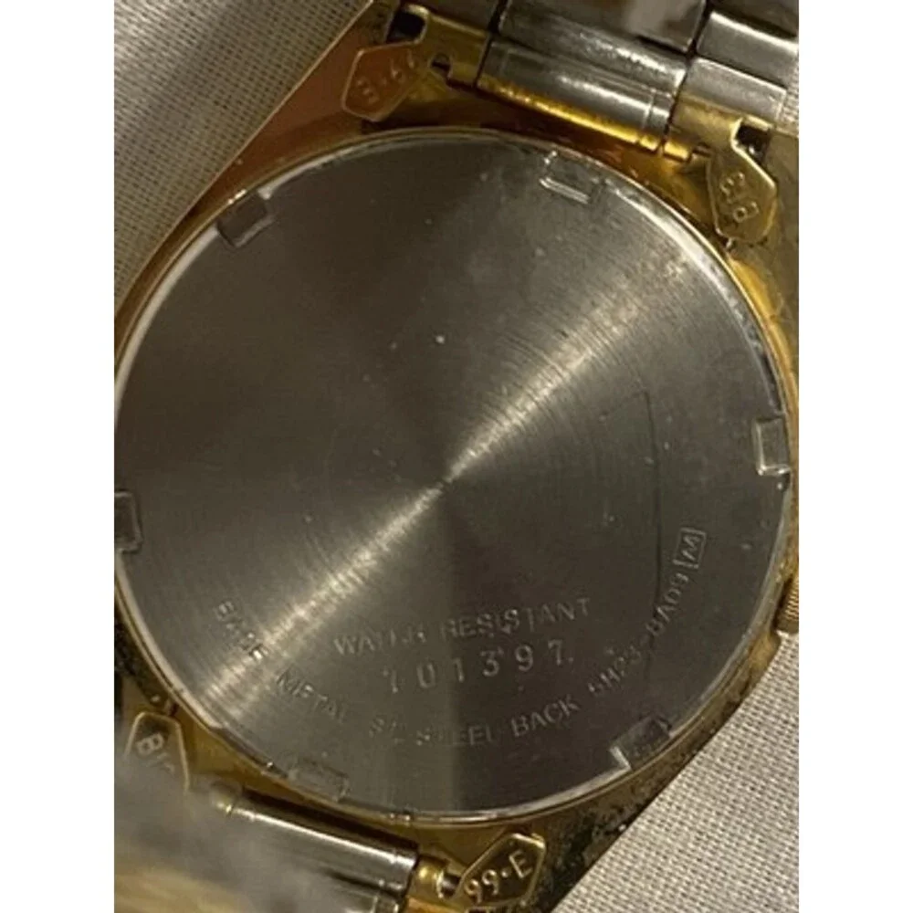 MICKEY MOUSE, SEIKO WATCH  1980S   ROLEX STYLE BAND, GOLD TONE,   (OB)